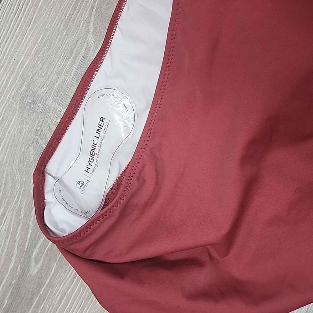 Cupshe Shirred Scoop Back One Piece Swimsuit NWT Size XL - Picture 5 of 5